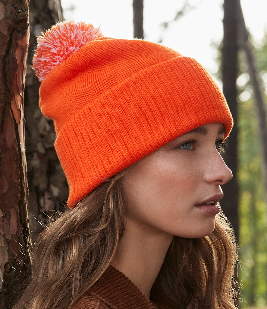 Contrast Pom Pom Beanie