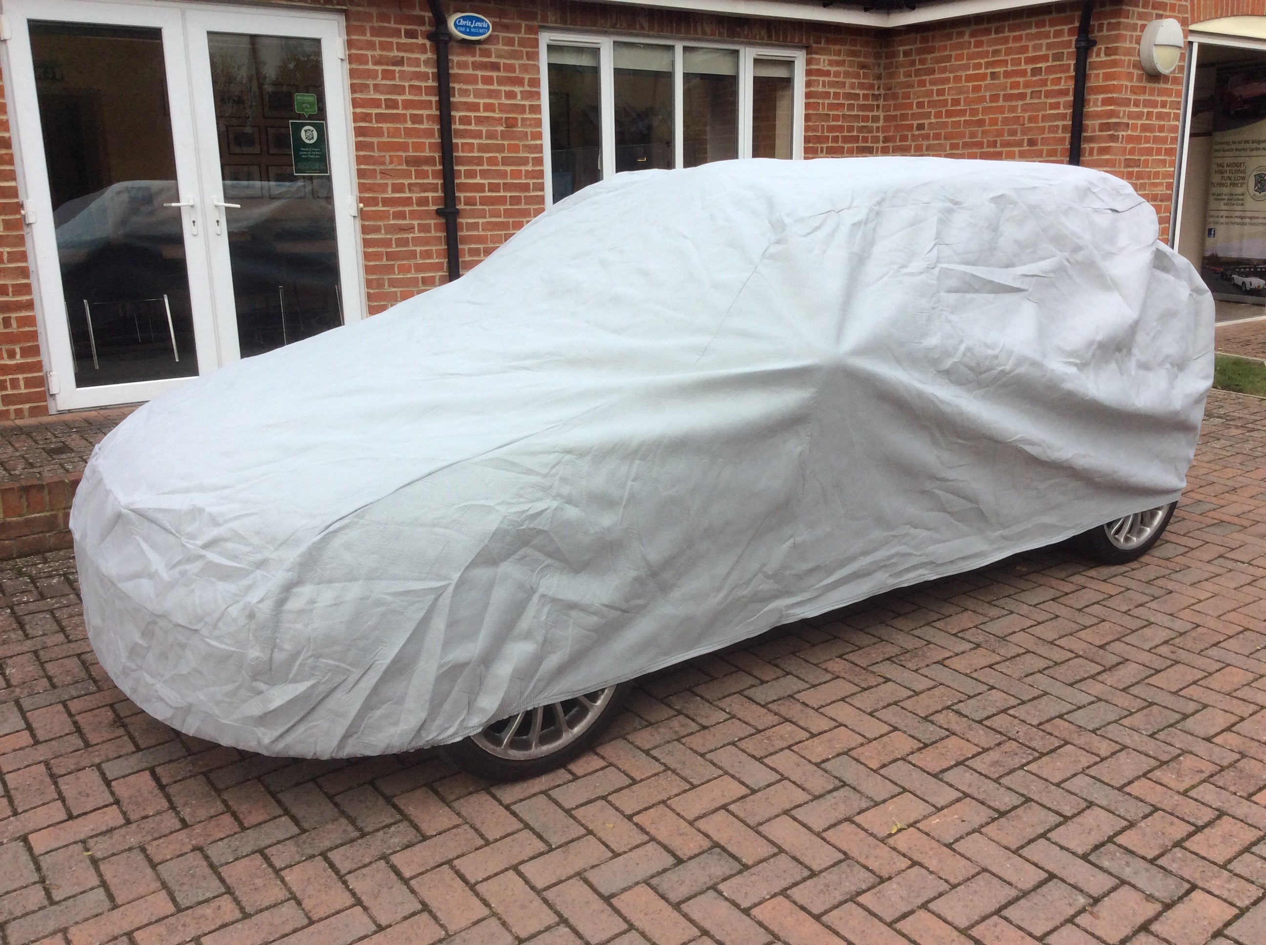 Breathable All Weather Outdoor Car Covers Moltex (Jag Enth)