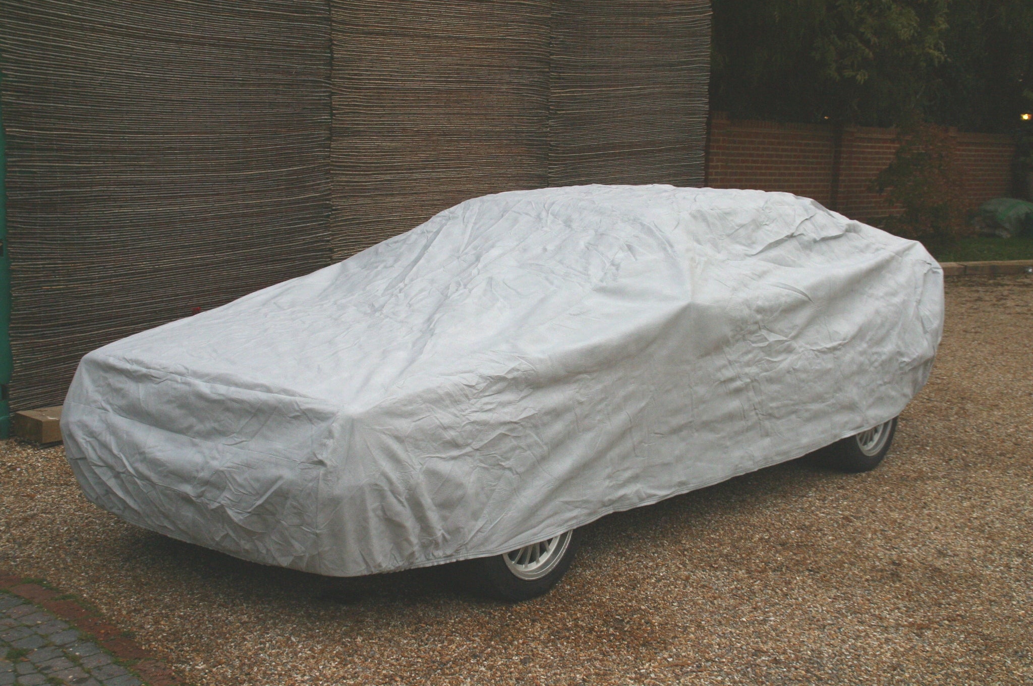Breathable All Weather Outdoor Car Covers Moltex (Jag Enth)